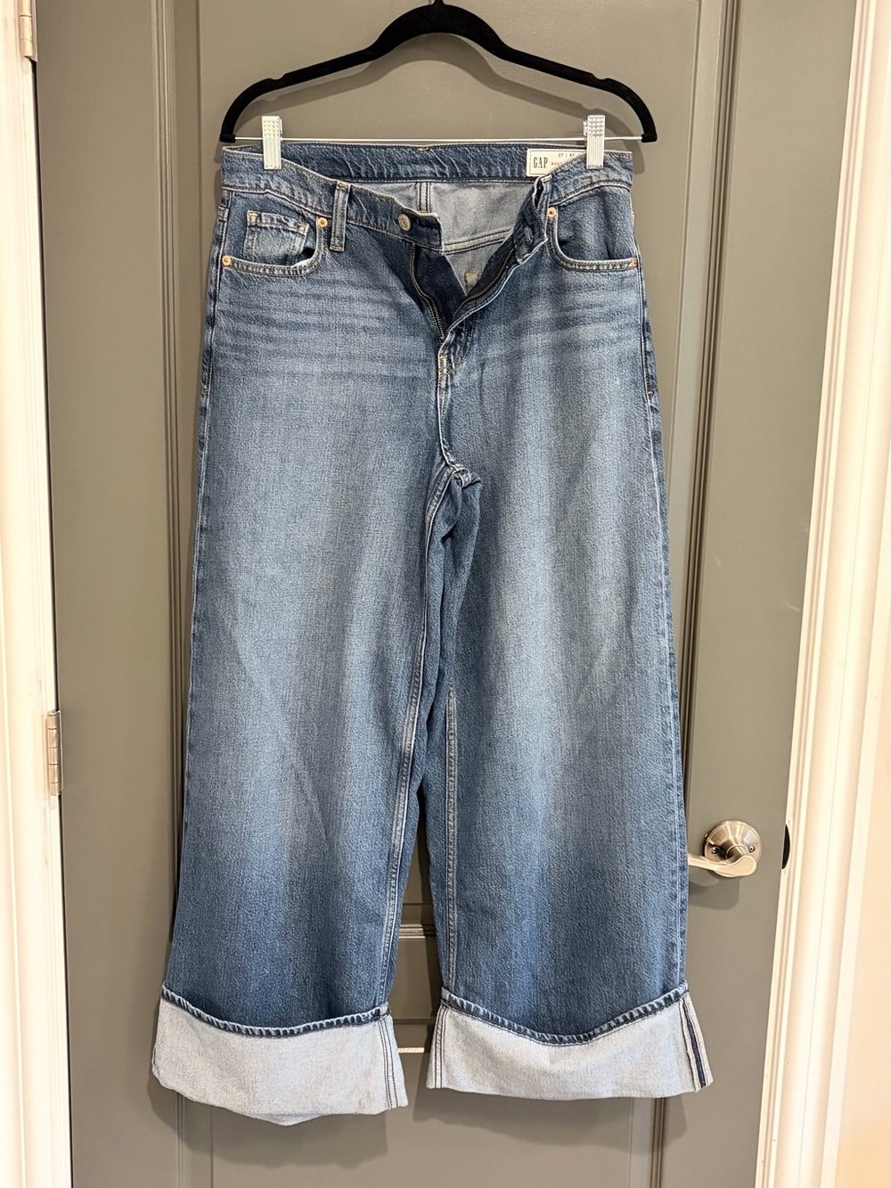 GAP Light Blue Wide-Leg Cropped Jeans